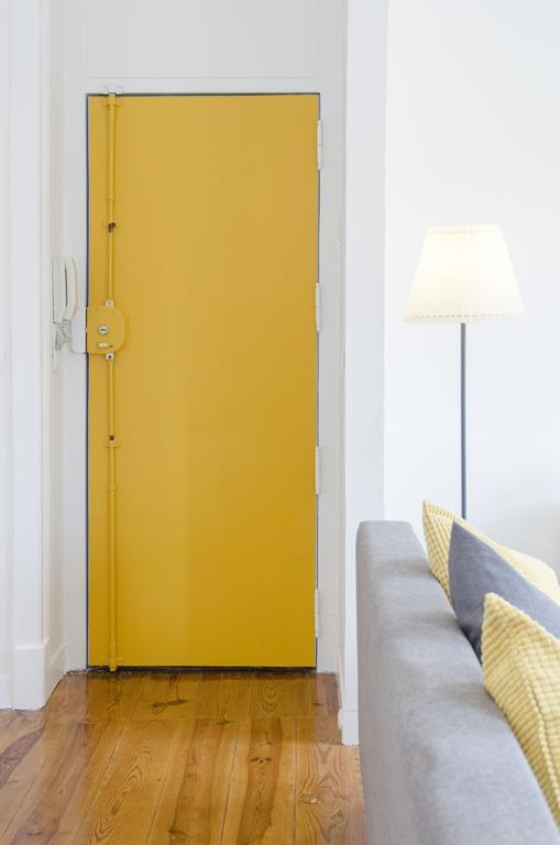 Cozy With Castel View Apartamento Lisboa