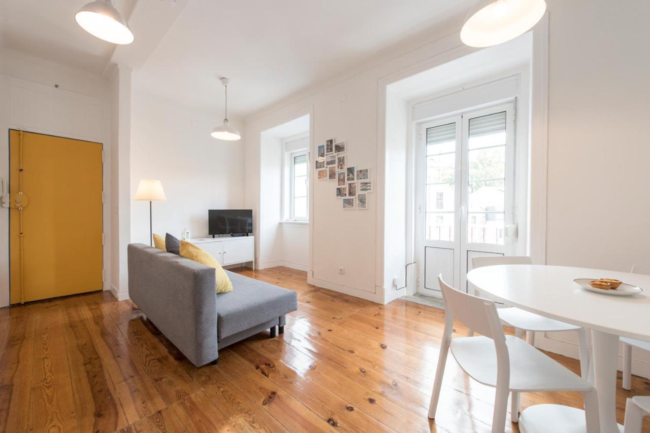 Cozy With Castel View Apartamento *