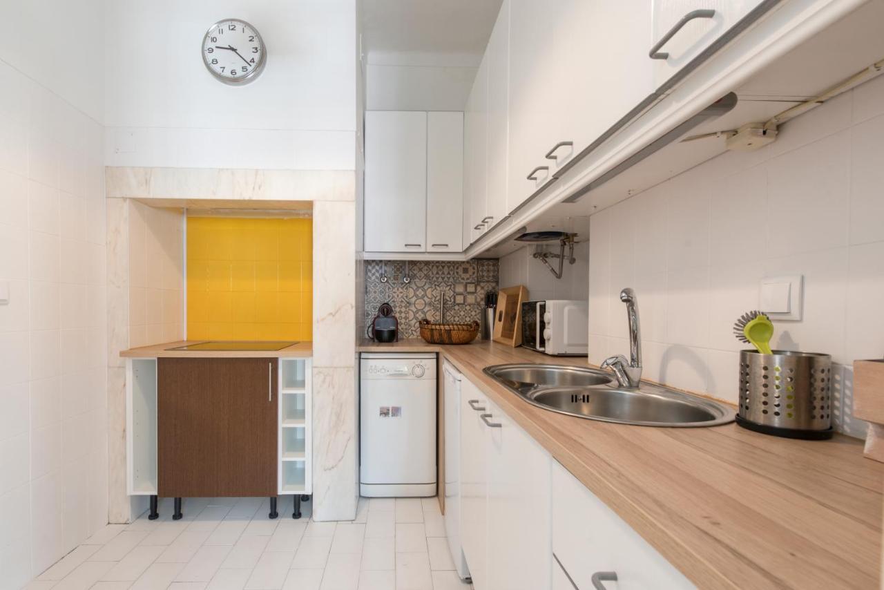 Cozy Apartment With Castel View * Lisbon